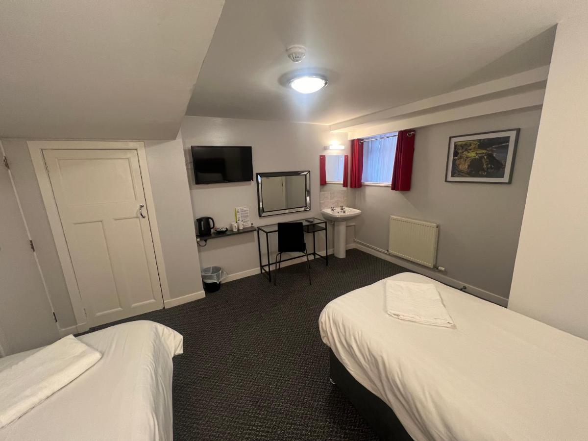 Lost Guest House Aberdeen Esterno foto