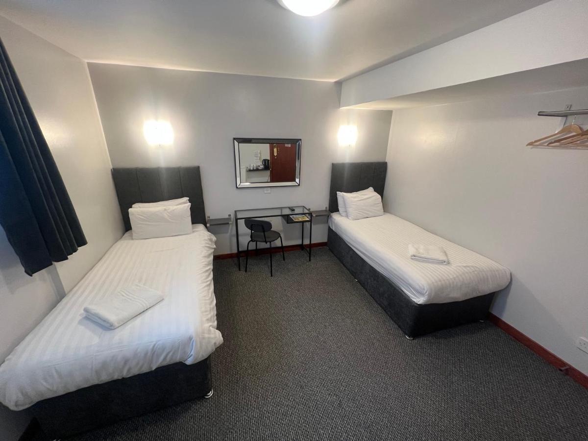 Lost Guest House Aberdeen Esterno foto